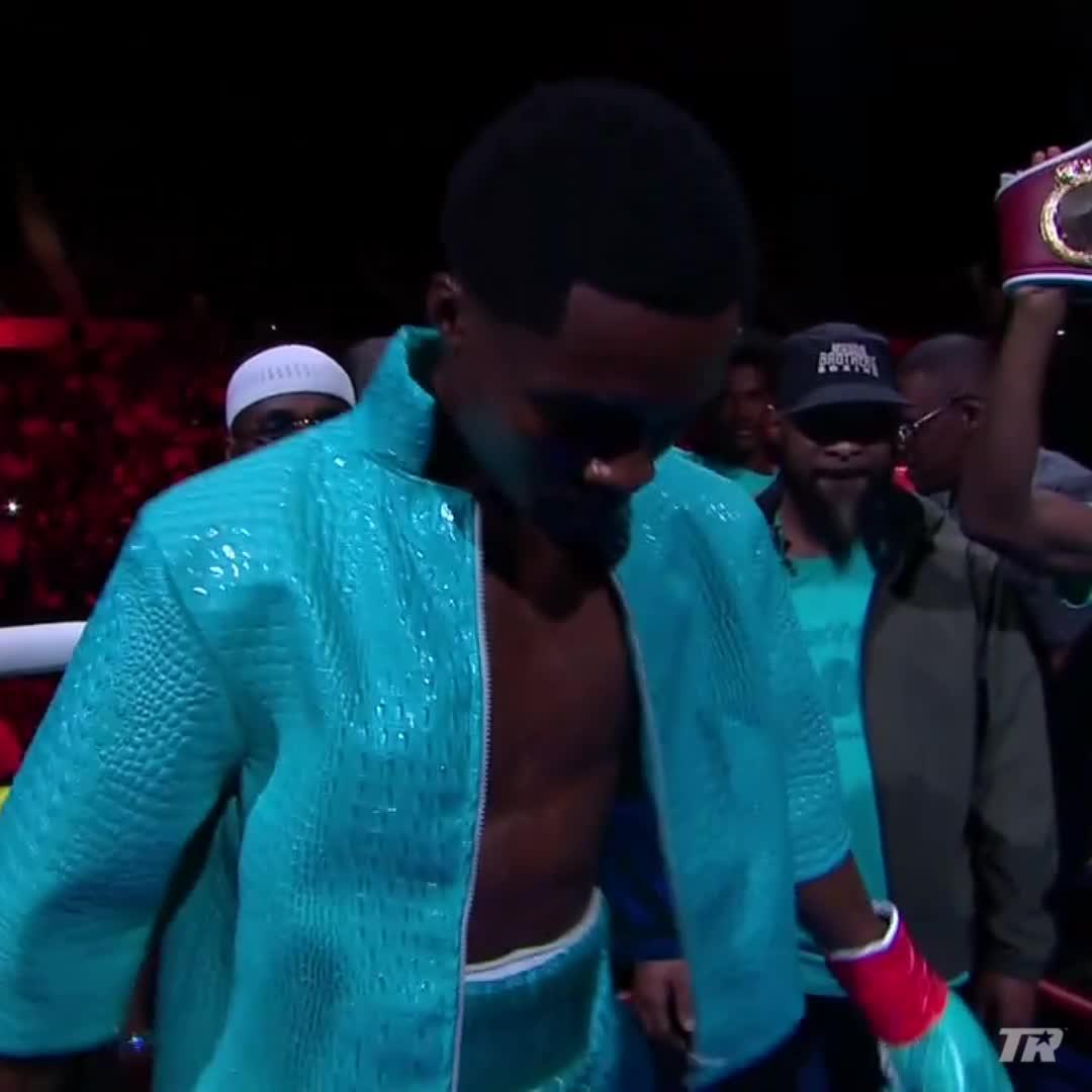 IN HIS FIRST MAIN EVENT... ABDULLAH MASON'S TIME IS NOW 🗣️