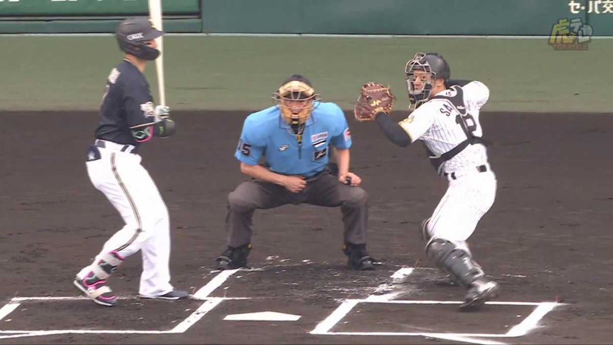 1回表、坂本選手が精密送球で盗塁阻止！#鼓動を鳴らせ_虎道を進め