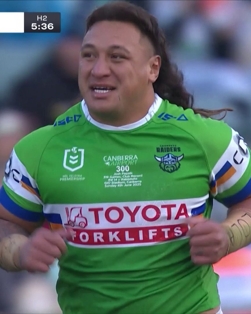What can't he do?! 🤯 #NRLRaidersSouths
