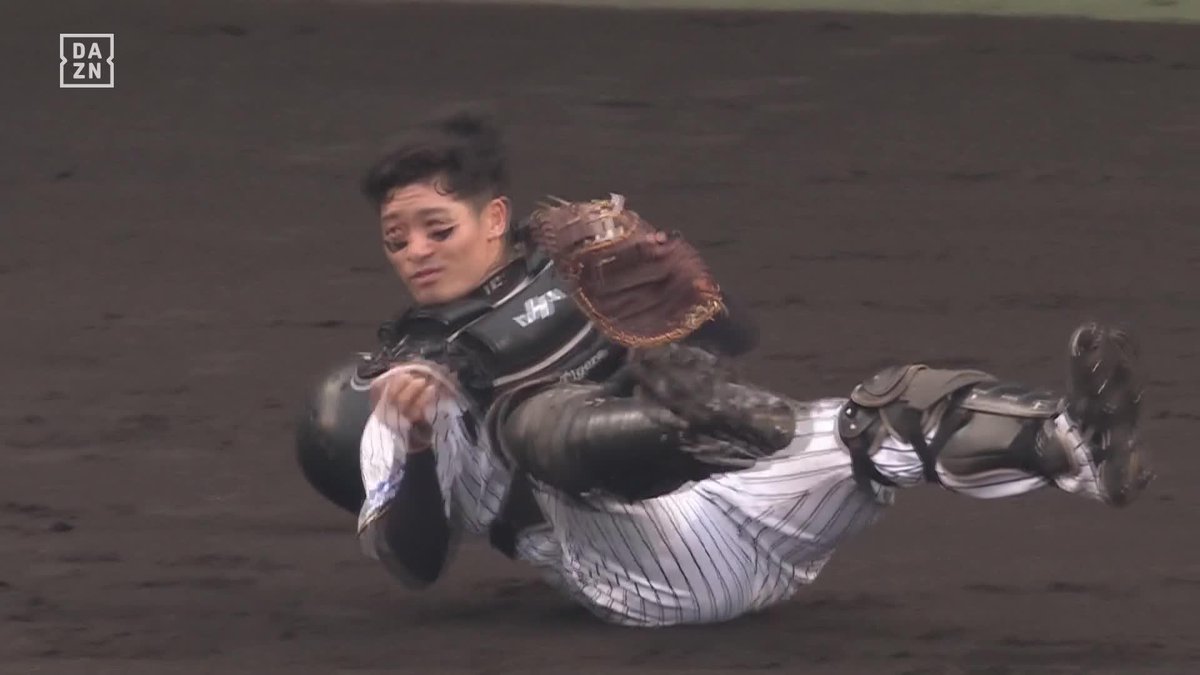 反応が素晴らしい 坂本誠志郎がスーパーキャッチ #オレをみろ 「DAZN BASEBALL」 月々2,300円 (年間プラン・月々払い) 年間契約の初月無料 登録はこちら⏬ ⚾プロ野球(2025/6/8) 🆚阪神×オリックス 📱Live on DAZN #阪神タイガース