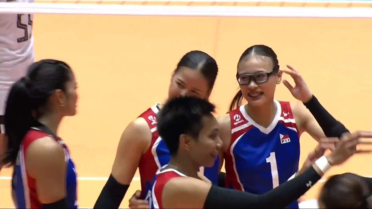 SUPER SHAIYAN ENERGY ❤️️🔥 Shaina Nitura brings the Alas Pilipinas to their second consecutive win, toppling Indonesia in a cardiac four-setter in the 2025 AVC Women’s Volleyball Nations Cup. #AlasPilipinas #AVCNationsCup