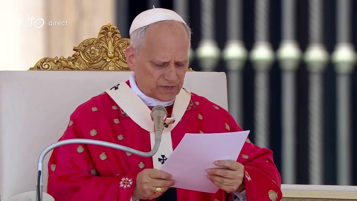 🔴 « C’est la Pentecôte qui renouvelle l’Eglise et le monde ! Que le vent puissant de l’Esprit vienne sur nous et en nous ! » : l’invocation de Léon XIV au terme de son homélie. 🔥 La messe de la #Pentecôte et l’intégralité de son homélie :