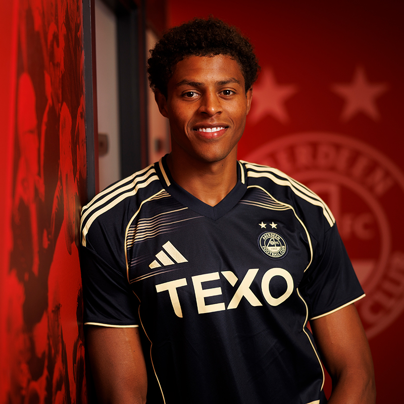 ⚽ Feels great to be an Aberdeen player. 🗣️ Loves the project that was pitched to him by the coaching staff. 🙌 Excited to get going. RedTV subscribers can watch an exclusive interview with Kusini Yengi now ⤵️