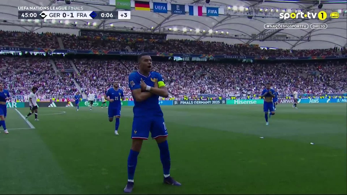 Mbappé chega aos 50 golos por França 💥