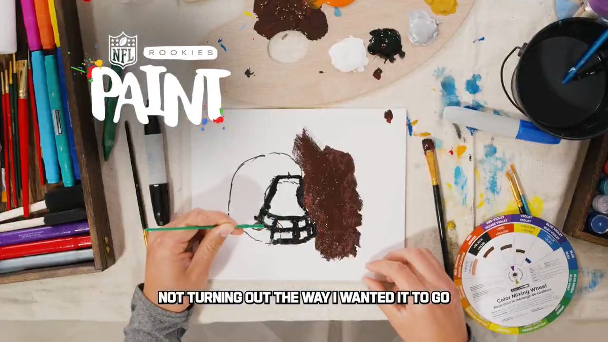 rookies drawing their team logos from memory will never get old 😂