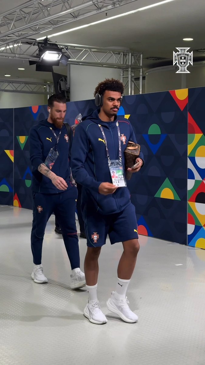 👋🏟️🚌 #FazHistória | #NationsLeague