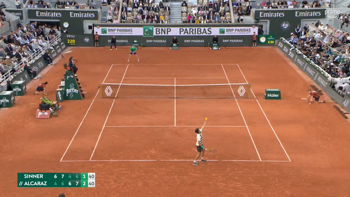 Le CHEF-D’ŒUVRE de Carlos Alcaraz sur cette amortie. 🍬 #RolandGarros