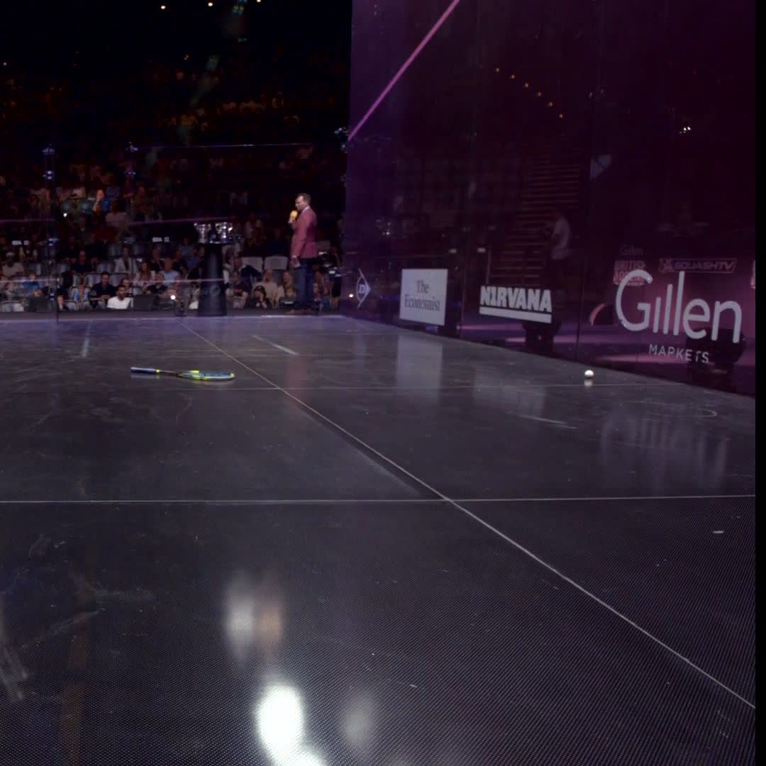 ¡El punto del triunfo de Diego Elías! ¡Campeón del British Open! Comparte para que más gente vea a un peruano triunfar en la élite del deporte mundial.