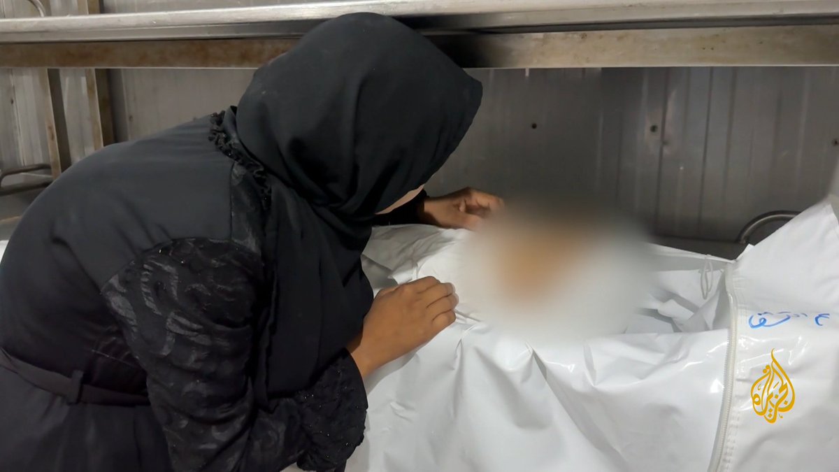 استشهاد 5 فلسطينيين بينهم طفلتان إثر قصف من مسيرة إسرائيلية استهدف خياما تؤوي نازحين في منطقة المواصي غربي مدينة خان يونس جنوب قطاع #غزة #الأخبار #حرب_غزة