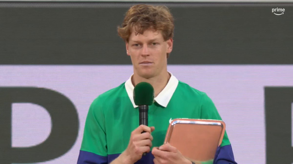 🇮🇹🎙️ Jannik Sinner : "Je ne vais pas très bien dormir ce soir." La déception de l'Italien après avoir perdu la plus longue finale de l'histoire du tournoi. #RolandGarros