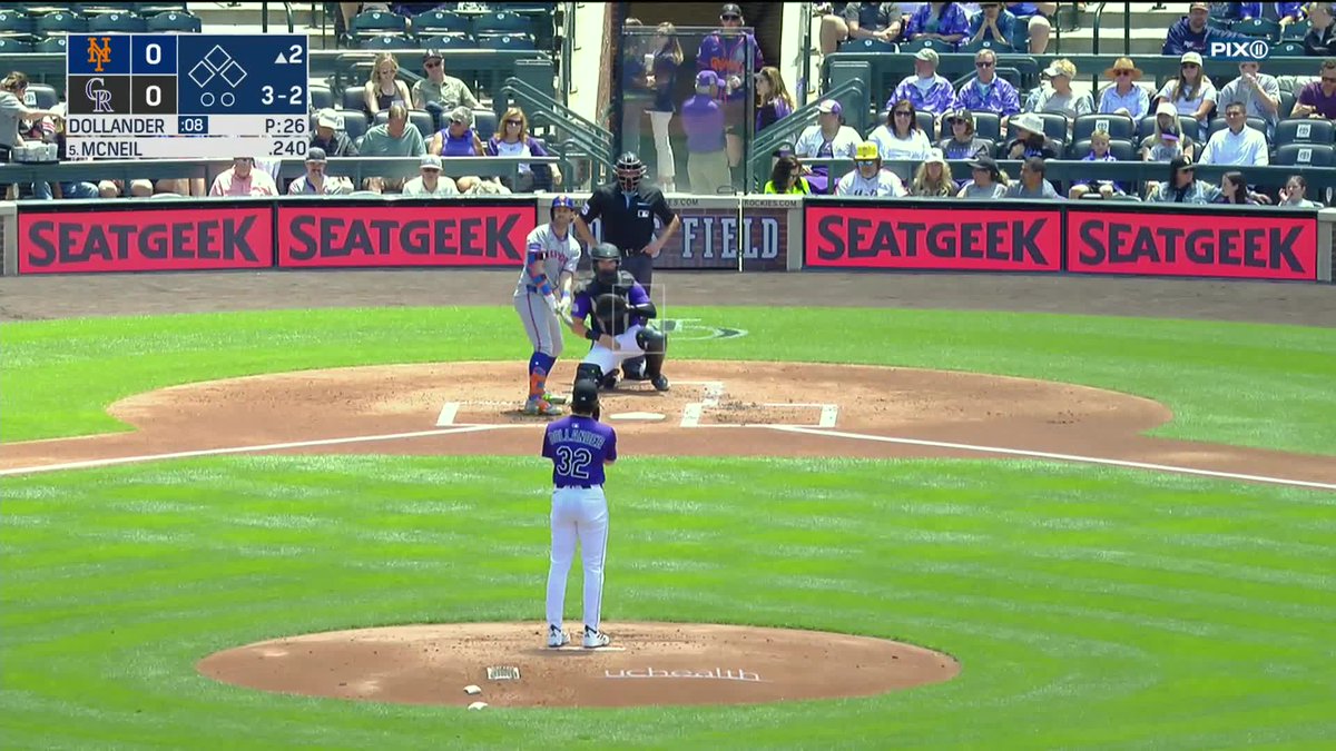 WE HAVE LIFTOFF! Another home run for Jeff McNeil!