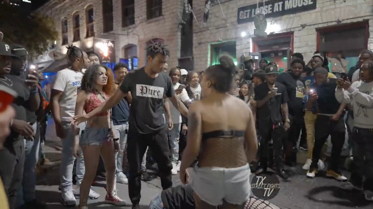 Wild brawl outside club #6thstreet 2022