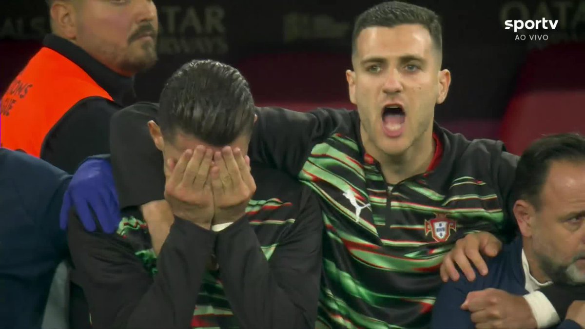 Quarenta anos e campeão da Liga das Nações! As reações de Cristiano Ronaldo durante a disputa de pênaltis que deu o título a Portugal, na final contra a Espanha.