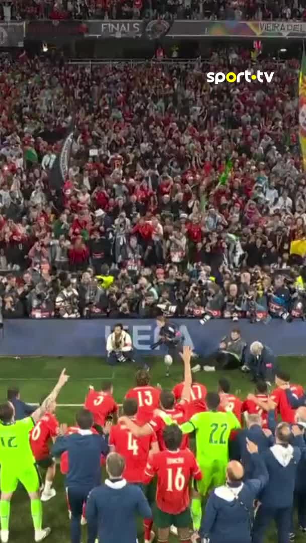 A festa portuguesa em Munique ❤️🇵🇹 #sporttvportugal #NATIONSnaSPORTTV #UEFANationsLeague #Portugal #Espanha