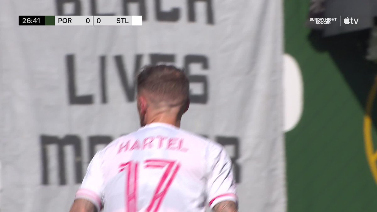 Huge double save from James Pantemis to keep the score level. 🧤 📺 Watch POR vs STL on #MLSSeasonPass: