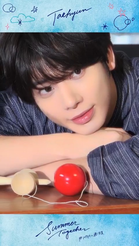 #TOMORROW_X_TOGETHER JAPAN ORIGINAL MERCHANDISE โPRODUCED BY MOAโ ใSummer Together #MOAใจ้ใใๅคใ Behind Movie #TAEHYUN #TXT #PRODUCED_BY_MOA #SUMMER_TOGETHER