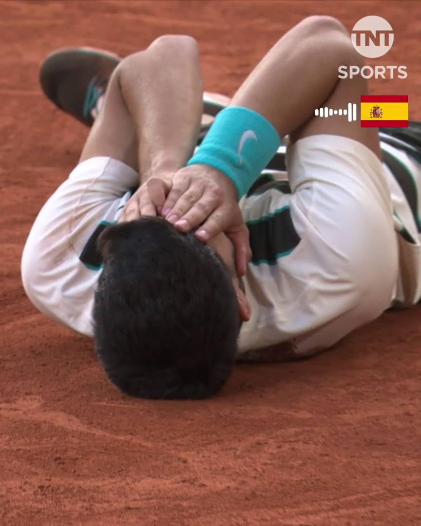 The world's reaction to Carlos Alcaraz's triumph on Parsian clay 🎙️ #RolandGarros