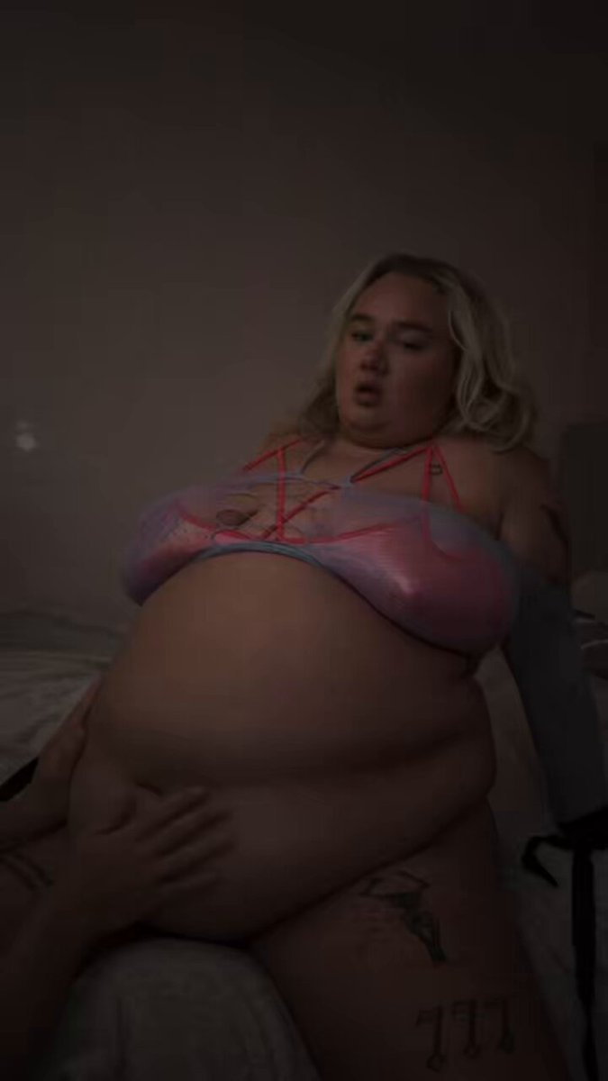 just uploaded a really intimate stuffing video with my feeder.. I really loved filming this one!