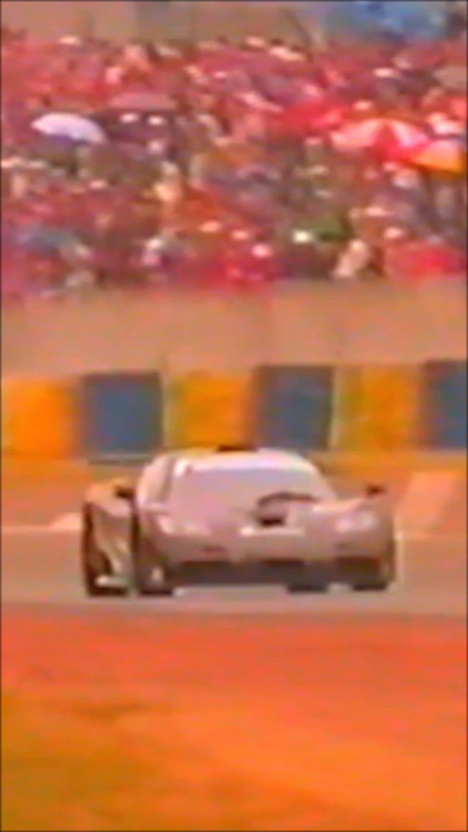 One car. One 24-hour race. Thirty years ago, the F1 GTR triumphed at Le Mans in 1995, built on the foundation of the McLaren F1. The McLaren F1 still holds the title of the fastest naturally aspirated road car and remains the epitome of innovation from that era. Discover more: #McLarenAuto #McLaren #McLarenF1 #LeMans30