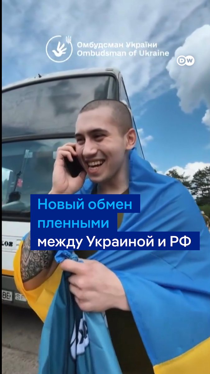 "Мамуля, я приехал! Я дома". Первые кадры возвращения молодых украинских защитников из российского плена в рамках нового обмена между Украиной и РФ