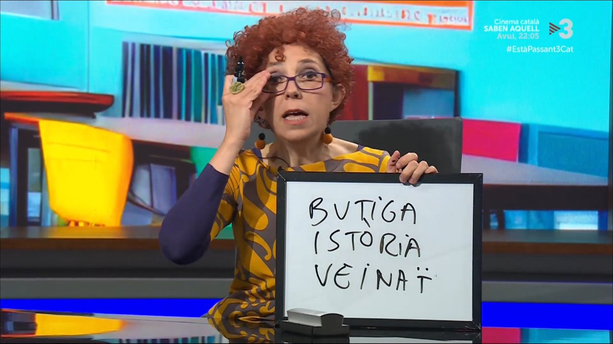 👩🏽‍🏫 La professora Montse Milà torna a l’“Està passant” per ensenyar-nos a preparar (d’aquella manera…) la Selectivitat! JUDIT MARTIN #EstàPassant3Cat