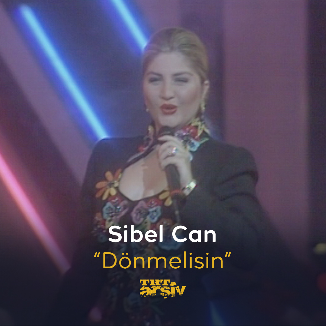 1993 yılında Sibel Can sahnede Dönmelisin şarkısını okuyor! Hep güzelmiş sesi de kendisi de💙