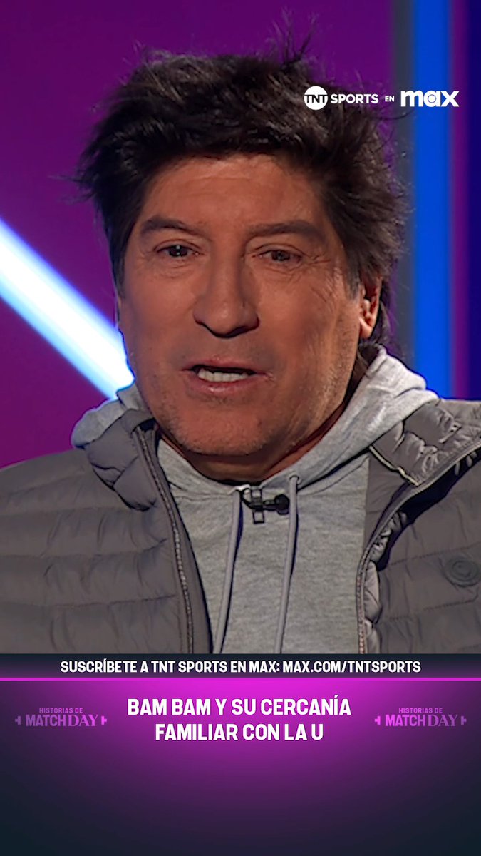 😯⚽🔵 NOTABLE Iván Zamorano, en #HistoriasDeMatchday junto a Marcelo Salas, reveló su cercanía familiar con #LaU, gracias a su mamá. Aún así, Bam Bam decidió seguir los pasos de su papá y se hizo hincha de #ColoColo. Mira esta nueva edición el 11 de junio, desde las 20:15 horas, por TNT Sports Premium, #TNTSportsenMax y nuestro canal de Youtube 📲💻 Link en la BIO 📍