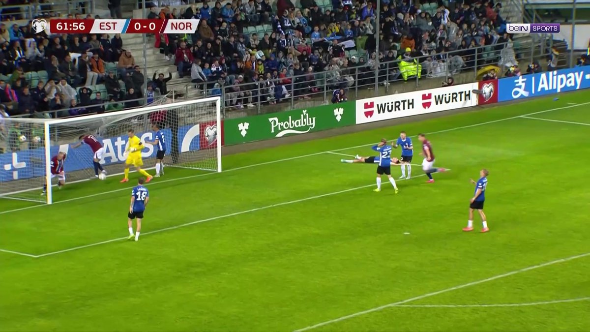 هدف هالاند اليوم رفقة منتخب بلاده النرويج في شباك إستونيا بصناعة من أوديجارد 🤝🏻🇸🇯
