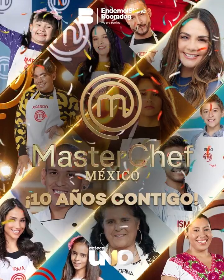 ¡𝗖𝗨𝗠𝗣𝗟𝗜𝗠𝗢𝗦 𝟭𝟬 𝗔𝗡̃𝗢𝗦 𝗘𝗡 𝗠𝗔𝗦𝗧𝗘𝗥𝗖𝗛𝗘𝗙 𝗠𝗘́𝗫𝗜𝗖𝗢! 🤩🔥 La cocina más famosa de México celebra 10 años al aire, 14 exitosas temporadas y ¡todo gracias a ustedes! 👩🍳👨🍳 Este camino ha sido largo pero siempre lleno de satisfacción y entusiasmo, para seguir llevando innovación hasta tu pantalla. ¡Y agradecemos a cada una de las personas que ha formado parte de esta aventura culinaria! 🥳👏 #MasterChefCelebrity