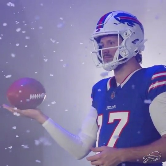 🚨BREAKING NEWS🚨 Josh Allen in a #Bills jersey… WITH A WEDDING BAND