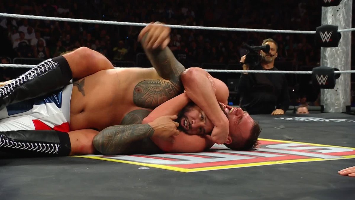 GUNTHER DOES IT! 🏆 Jey Uso has been dethroned by the Ring General. 😲