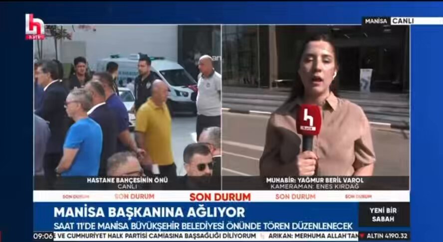 Özür diledi.