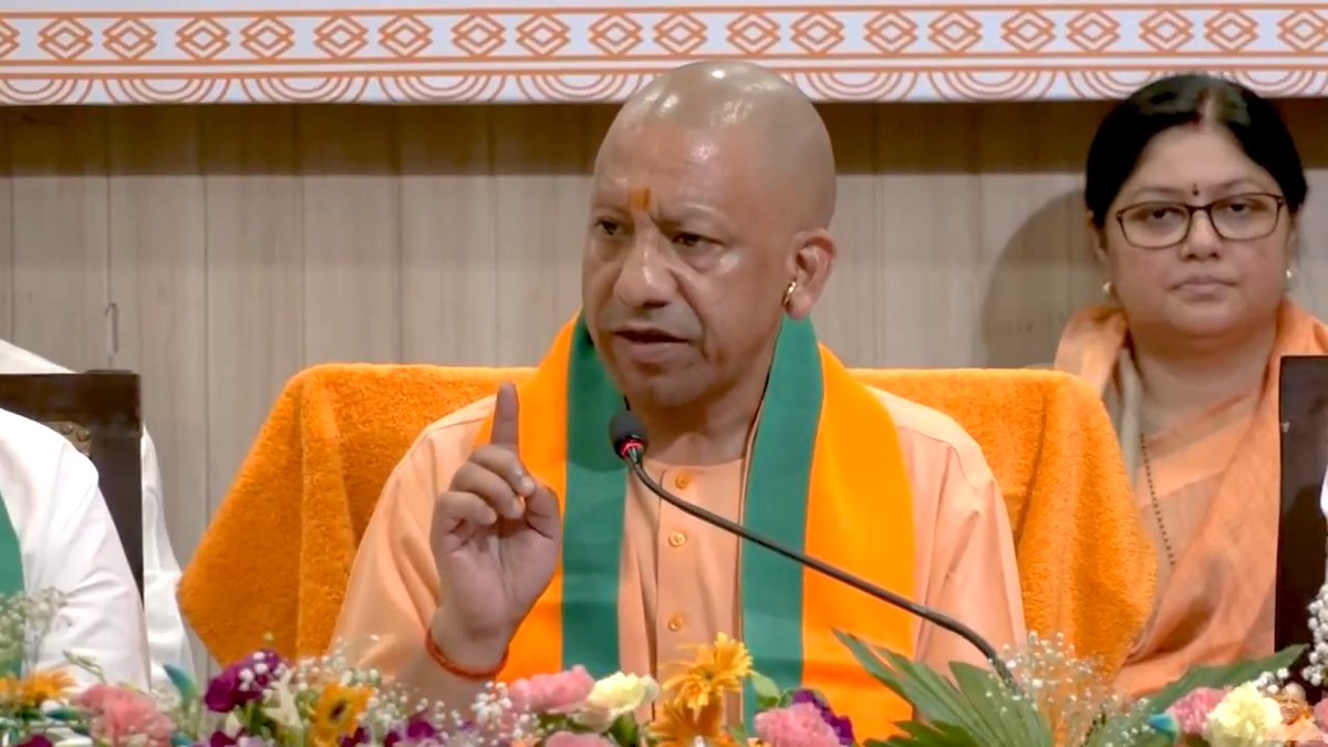 भारत की अर्थव्यवस्था दुनिया की अकेली अर्थव्यवस्था है, जो एक दशक में दोगुनी हुई है… भारत दुनिया का पहला देश है, जिसने अपनी प्रति व्यक्ति आय दोगुनी से अधिक की है...
