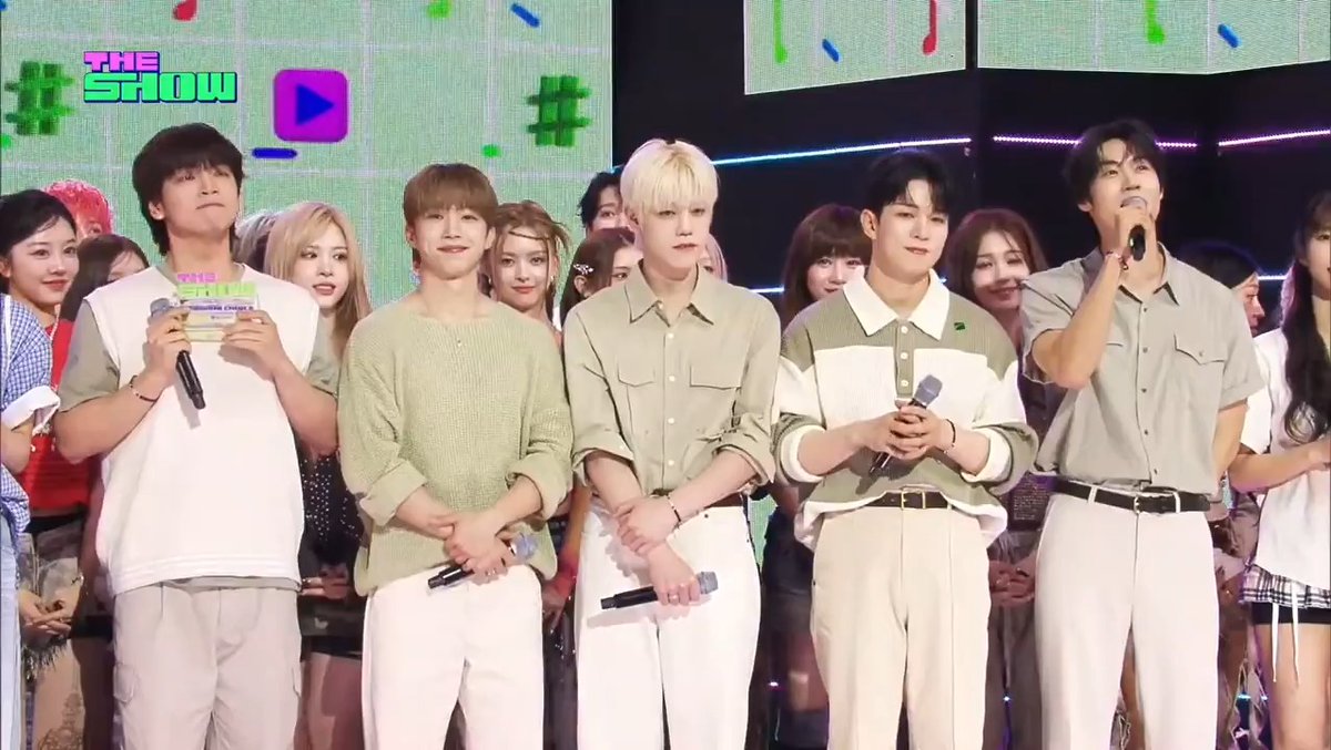 🏆 Congratulations to N.Flying (엔플라잉 (N.Flying)) for winning first place on The Show with “만년설 (Everlasting)”! 🎊 #Everlasting1stWin #NFlying3rdWin #NFlying #엔플라잉 #Everlasting #만년설 (250610)