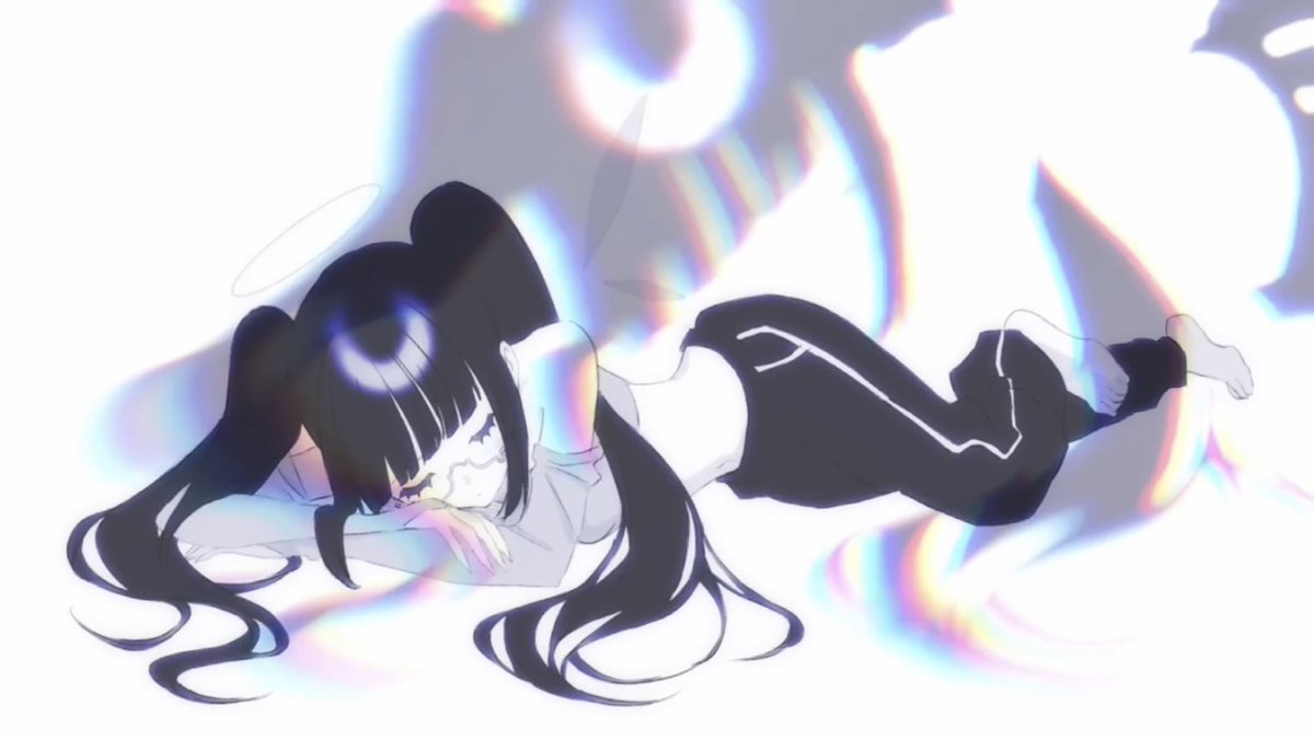 you are my curseを投稿した日から2年が経ちました。 なんと1300万回以上再生されていて本当に感謝のきもちでいっぱいです。この曲を書いていた時の私は泣いてばかりで弱くて歌詞に起こす事で生きていたような感覚でした、私にとって音楽を作る事は延命みたいなものです。私を助けてくれてありがとう。