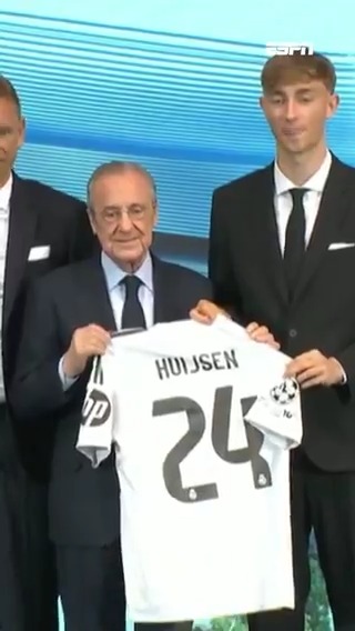 Dean Huijsen is gepresenteerd bij Real Madrid👏 "Sinds het belletje van Real heb ik geen oog meer gehad voor andere teams"