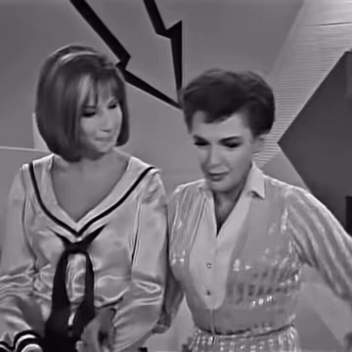 Happy Birthday to my fave! Like if you know me you know! Love love love love me some Judy Garland 🥳 (many post to come today) lol