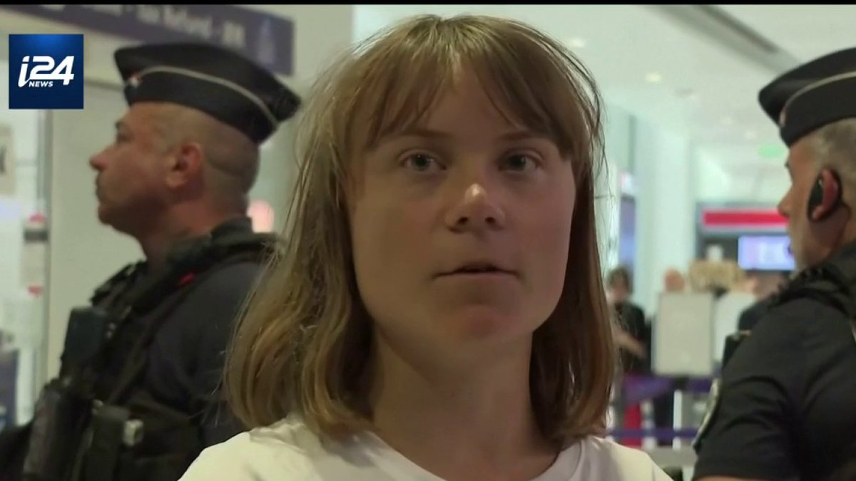 "Dans les eaux internationales, nous avons été attaqués et kidnappés illégalement par Israël. Nous avons été détenus et expulsés pour certains" Greta Thunberg, militante suédoise