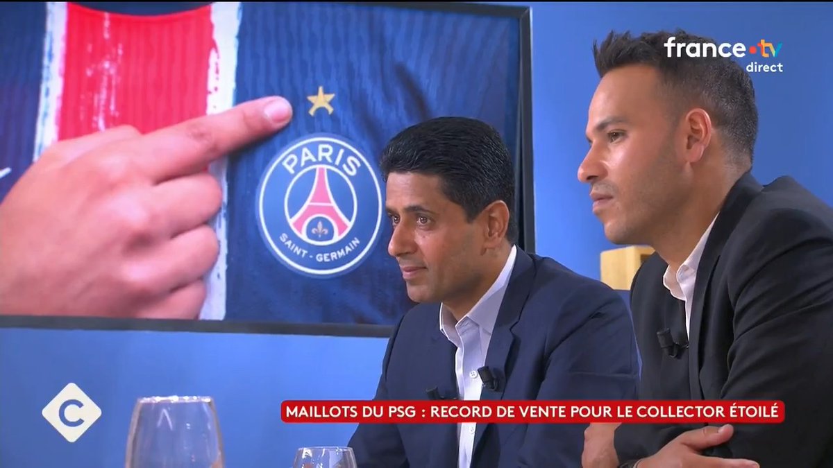 “On n’a pas encore décidé si l’étoile sera sur le maillot du PSG. Il faut qu’on soit très humbles. Le nom du PSG, c’est le plus important.” Maillots du PSG, record de ventes pour le collector étoilé : Nasser Al-Khelaïfi s’exprime dans #CàVous