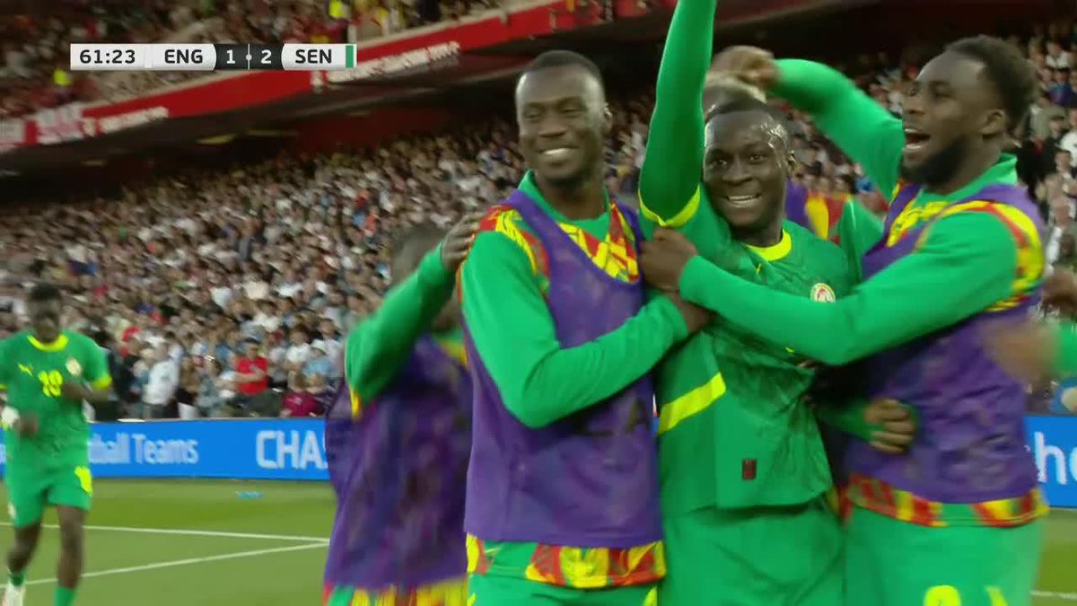 SENEGAL SE LO DA VUELTA Y LE GANA A INGLATERRA COMO VISITANTE. 🇸🇳🤯