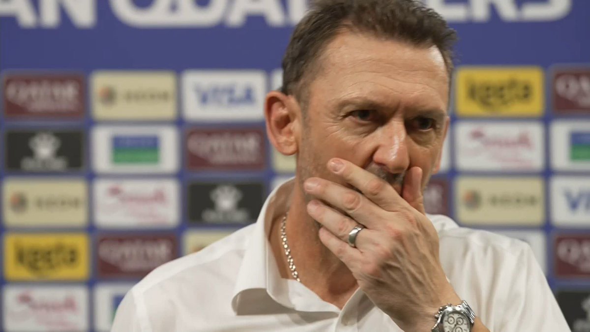 ‘We’ve done the first part - qualifying. Now it’s time to be bigger and better for the #FIFAWorldCup.’ 💪 Head coach Tony Popovic says it’s time to kick on, now the Subway #Socceroos have qualified for next year’s tournament 💚💛 #KSAvAUS