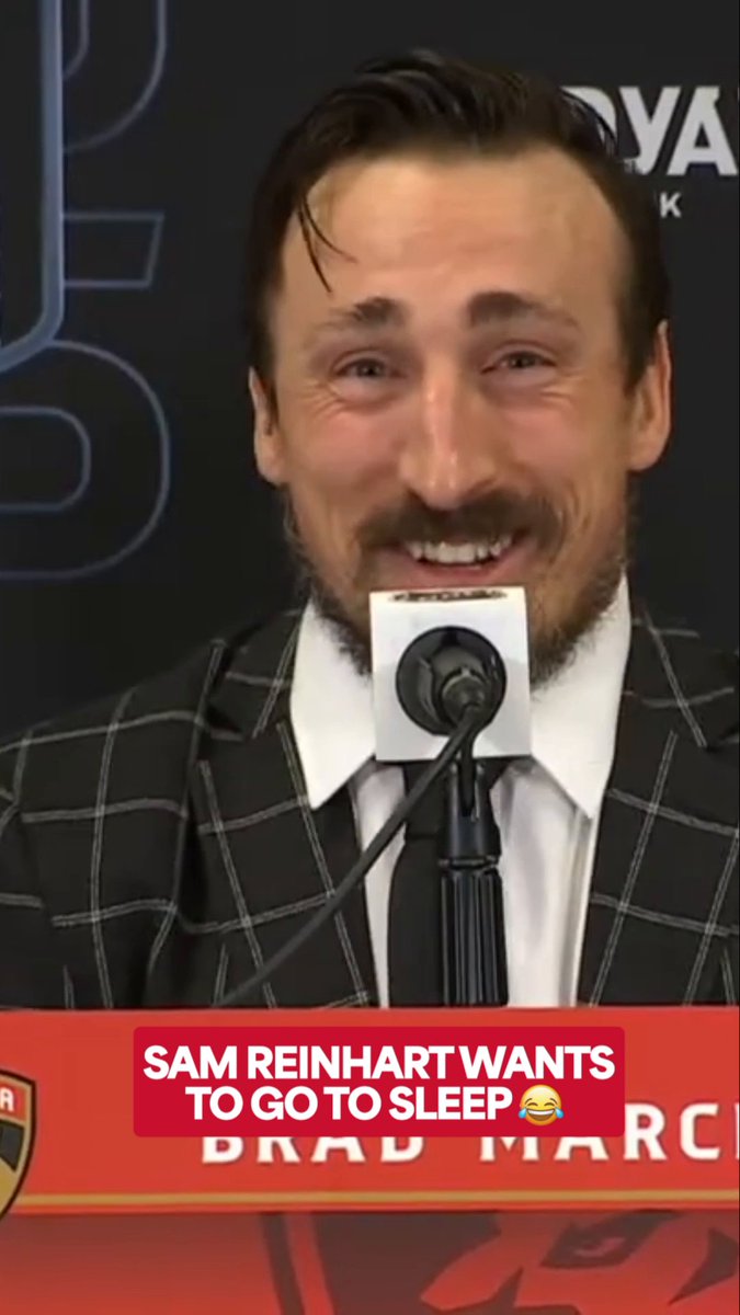 *cue the exit music* 😅 Sam Reinhart played Brad Marchand off the podium after last night's game. Don't miss Game 4 of the #StanleyCup Final between the Edmonton Oilers and x - Florida Panthers Thursday at 8p ET on NHLonTNT, Sports on Max, Sportsnet and TVA Sports!