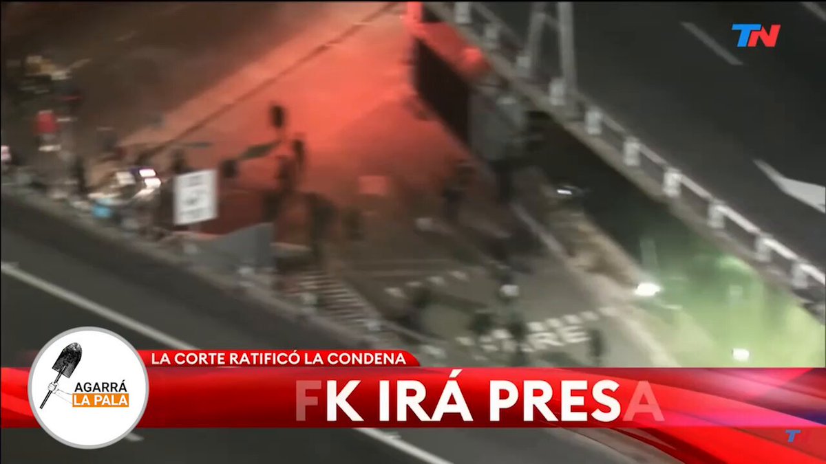 LOS KUKAS ESTAN TRATANDO DE QUEMAR LAS OFICINAS DE TN