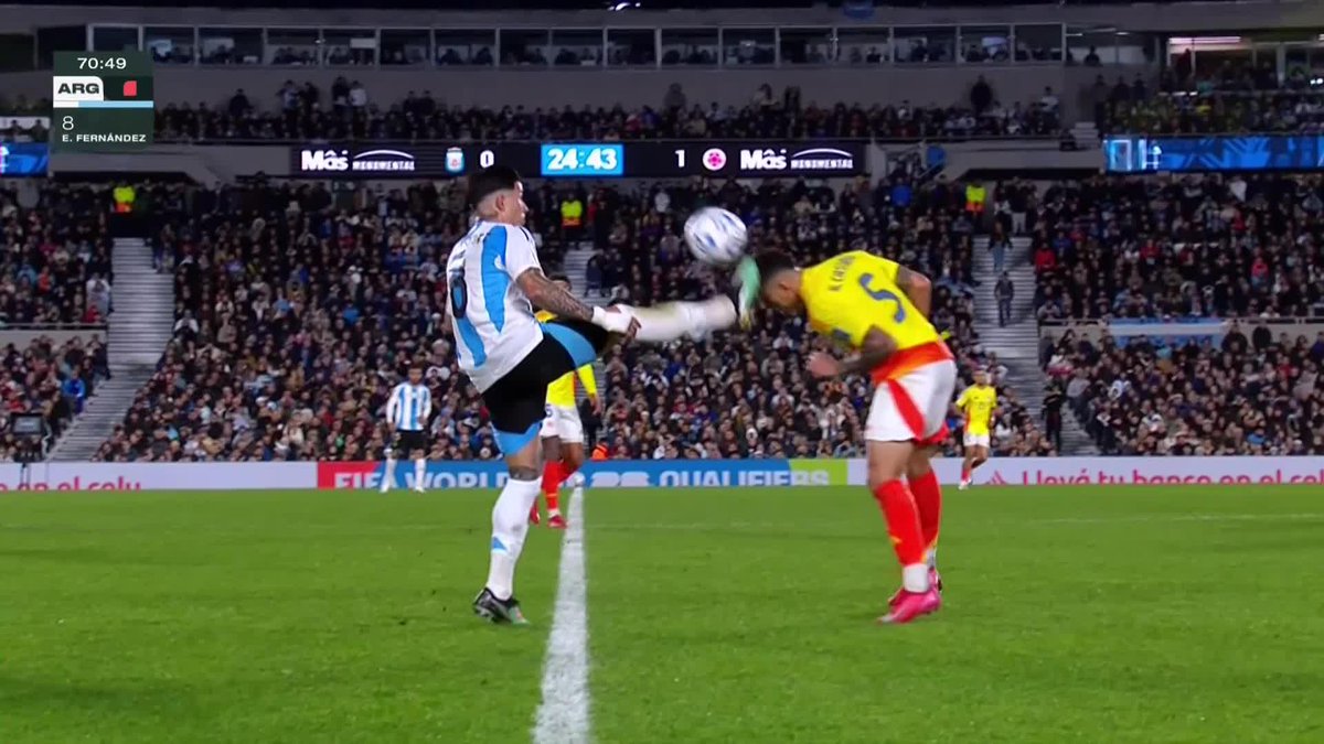 A straight red card for Chelsea's Enzo Fernandez as his high boot finds the face of a Colombian opponent 🟥 Not one for the faint-hearted 😳