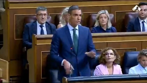 #EnDirecto | Sánchez dice que lo de Feijóo está estudiado en psicología y es "acción en espejo": "Dice que soy un capo con el álbum de fotos que tiene. Habla de corrupción y lideró el PP para tapar la de Ayuso. Habla de desgobierno y ayer va con Mazón y le dice 'buen trabajo'"