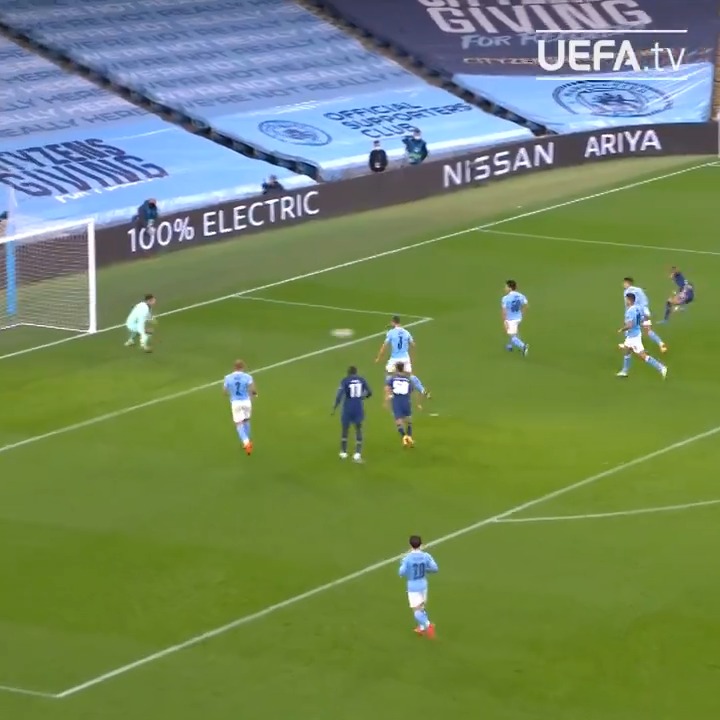 Luis Díaz solo goal 🥵 #UCL