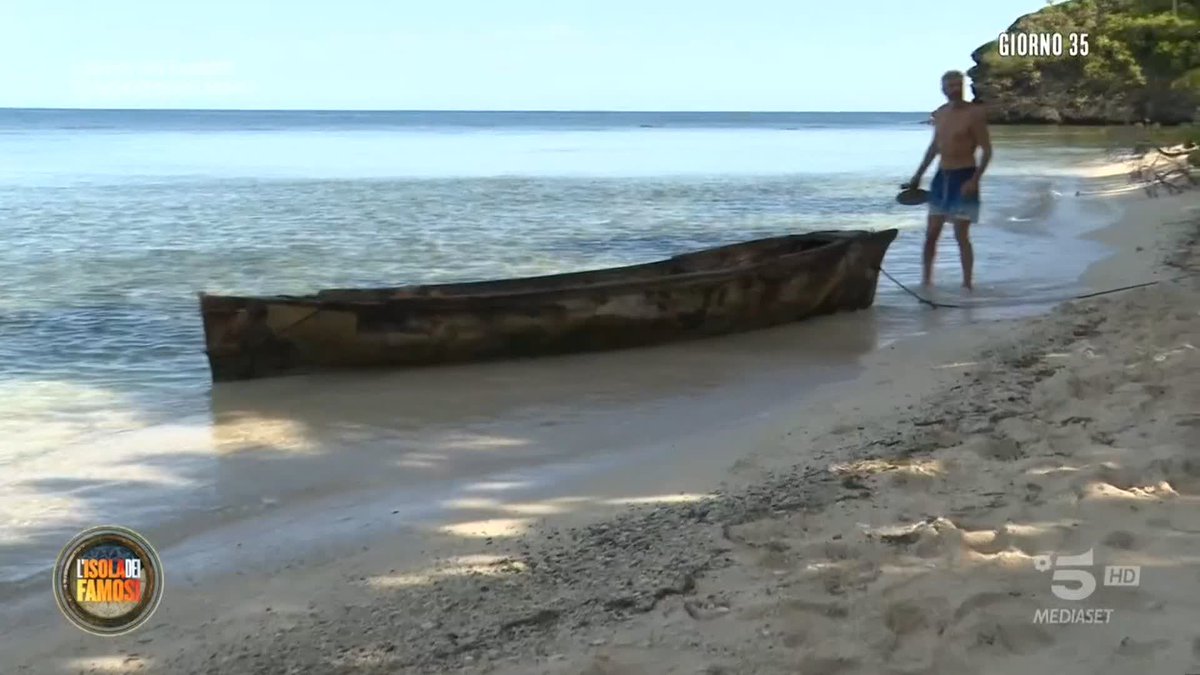 "L'ultima cosa che voglio sentire è qualcuno che mi dice cosa fare" Teresanna non accetta il consiglio di Omar. #Isola