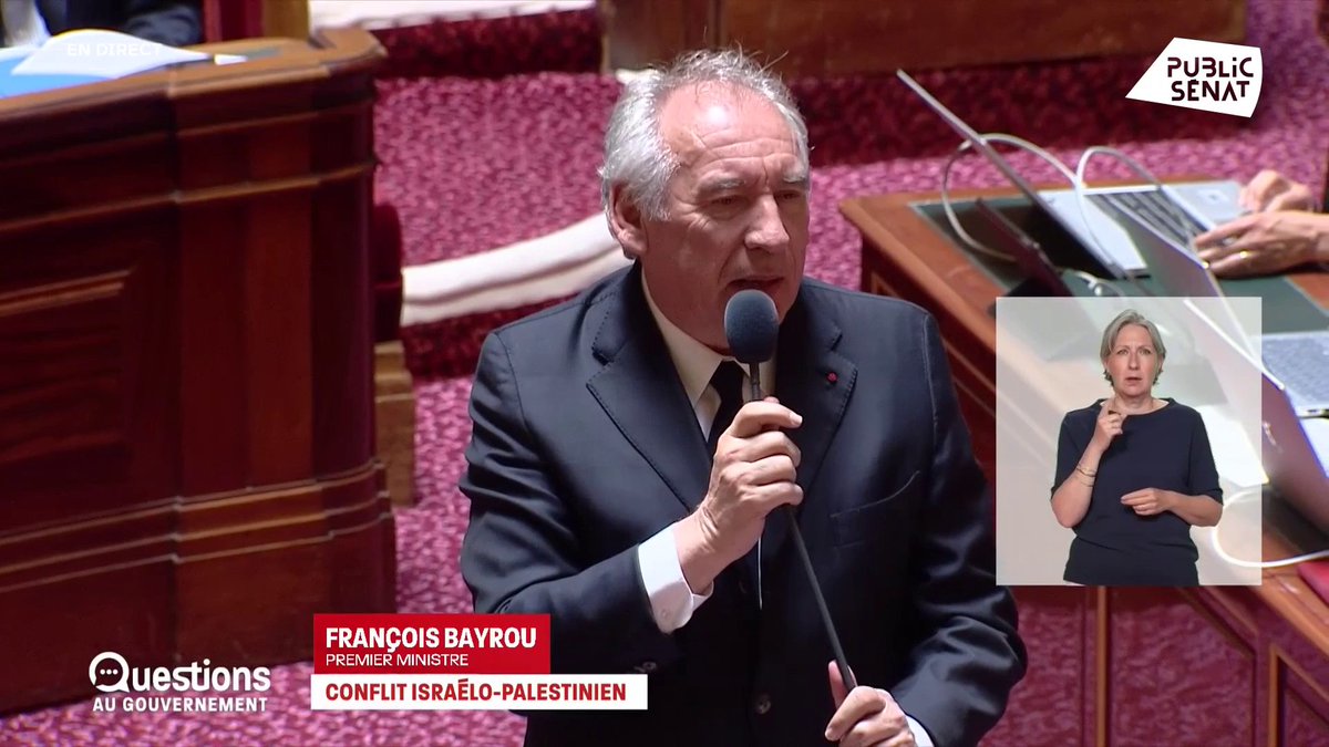 #Madleen : "Je trouve inacceptable qu'un certain nombre de forces politiques utilisent, pour quatre personnes détenues depuis deux jours en Israël, le mot 'otage'." François Bayrou alors que le groupe Sénateurs CRCE-K quitte l'hémicycle #QAG