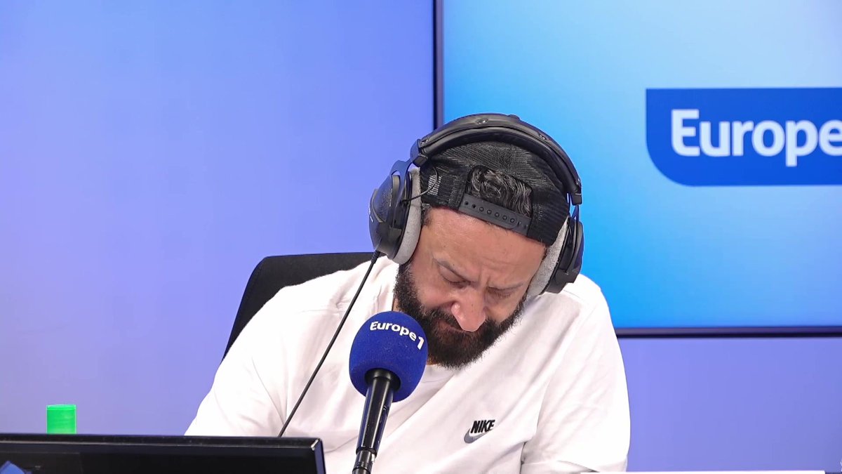 Faible audience pour l’émission sur les océans avec Emmanuel Macron : « Champion d’audience, mon frère » 😂, réagit Julien, auditeur de #OMSLT avec Cyril Hanouna sur #Europe1.
