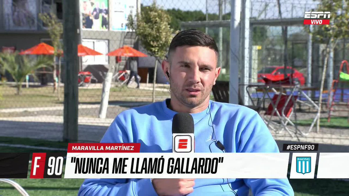 🚨 "Gallardo NUNCA me llamó. Por más que digan intransferible, obvio que hay una cláusula por más que lo diga. No es que sea fanático de #River, nunca fui a la cancha, no miro los partidos". 🗣 - Maravilla Martínez.